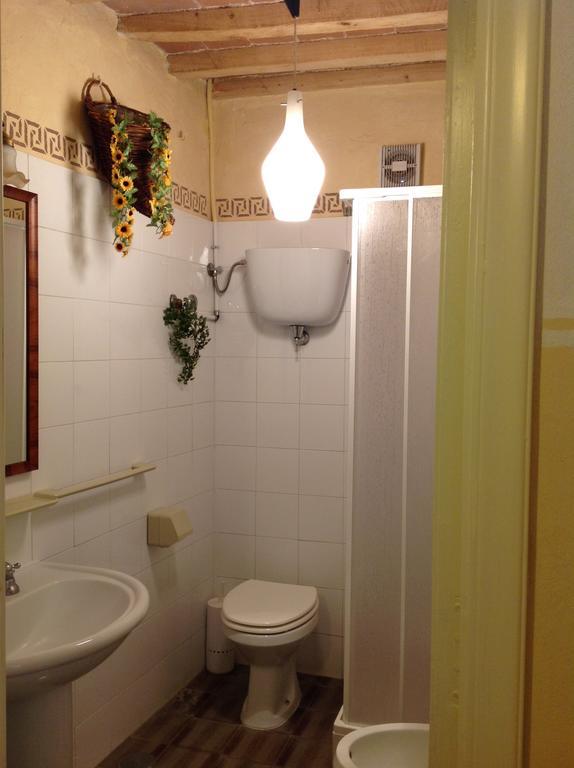 La Romita Ospitalita Rurale Familiare Villa Montisi Room photo