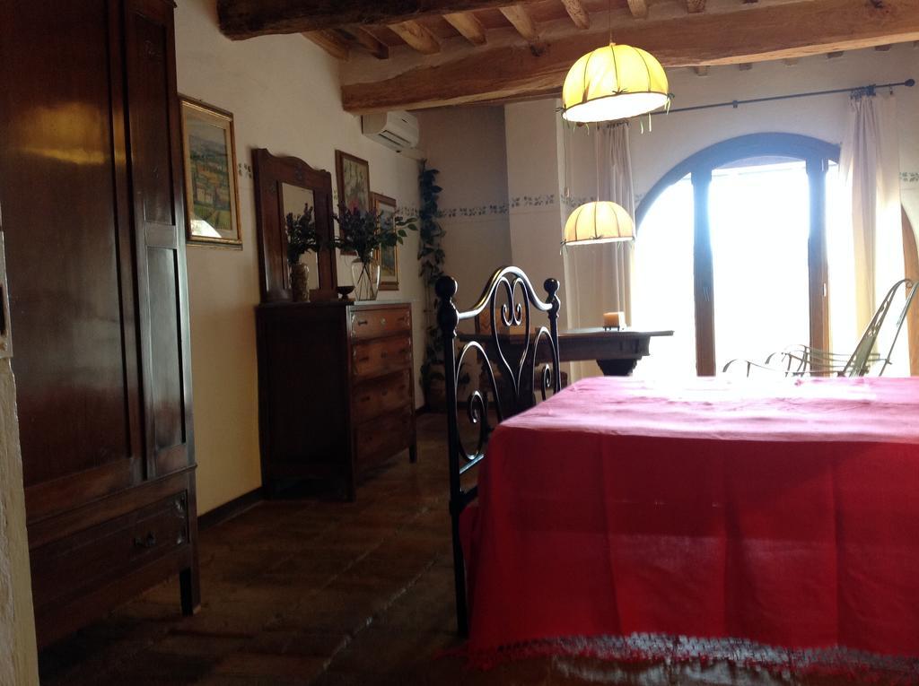 La Romita Ospitalita Rurale Familiare Villa Montisi Room photo