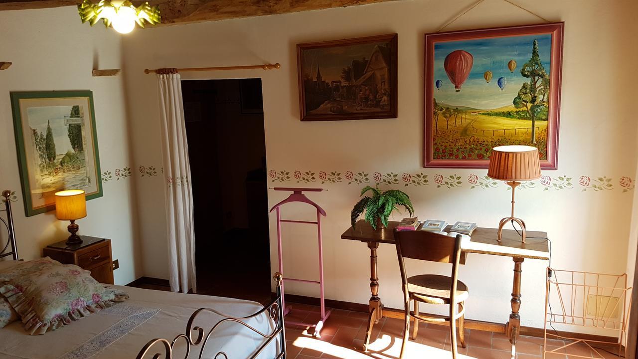 La Romita Ospitalita Rurale Familiare Villa Montisi Exterior photo