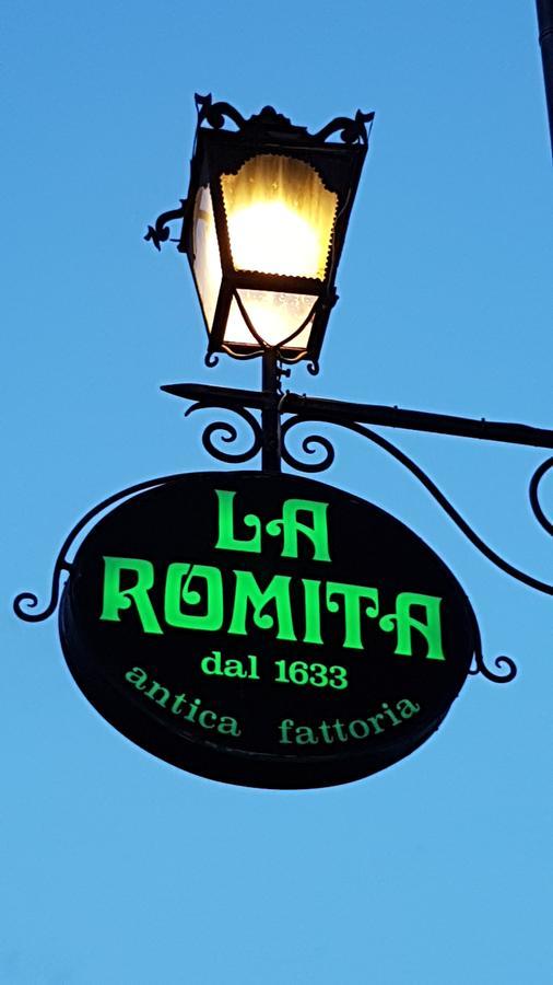 La Romita Ospitalita Rurale Familiare Villa Montisi Exterior photo
